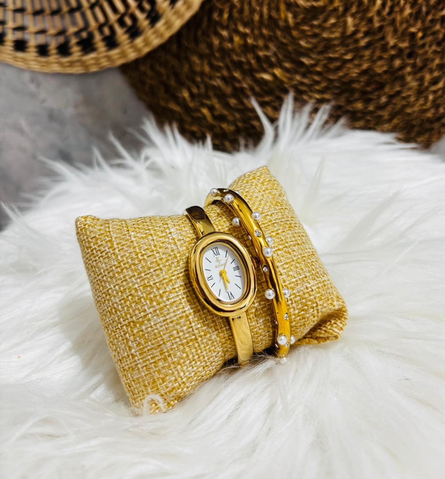 Vintage brazalete clock