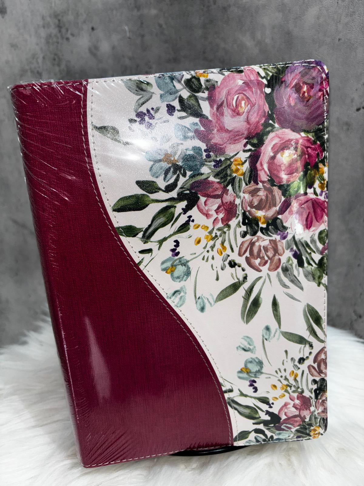 Biblia de una Joven Conforme al Corazon de Dios (RV1960)