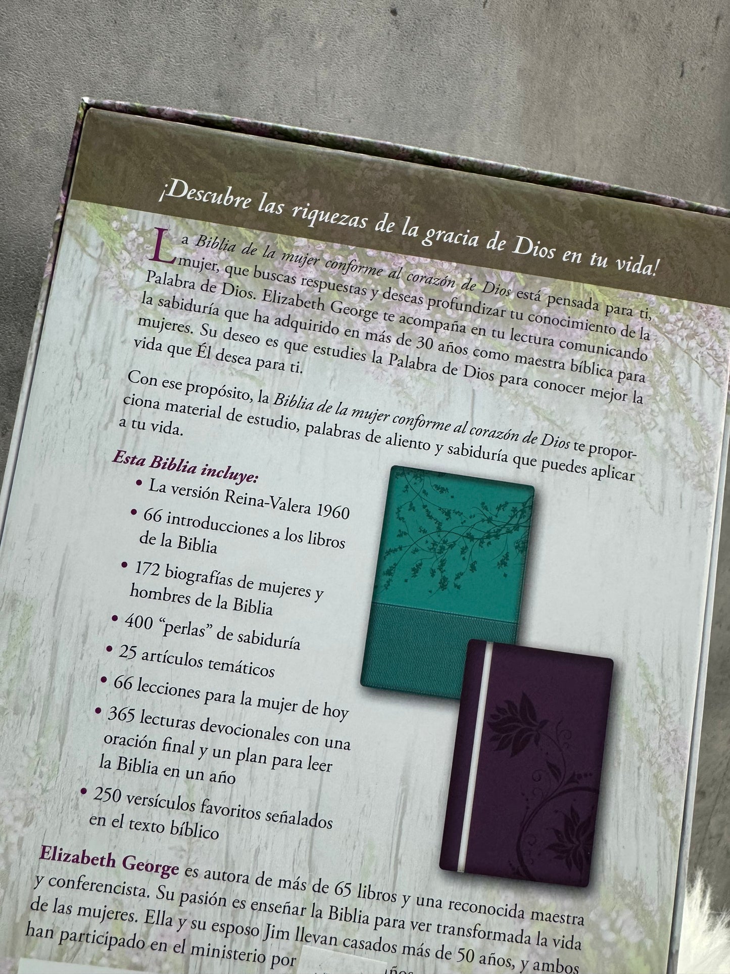 Biblia de la mujer Conforme al corazón de Dios