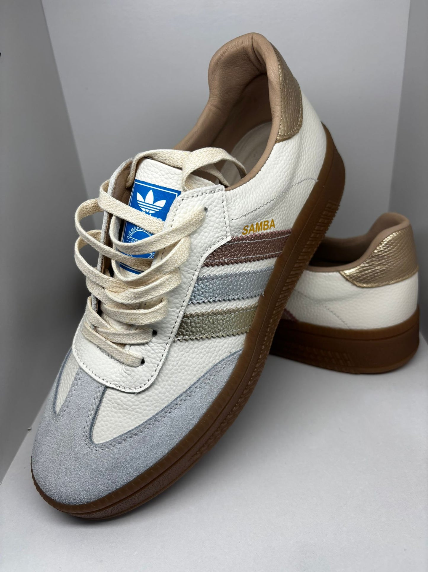 Tenis Cremas Samba