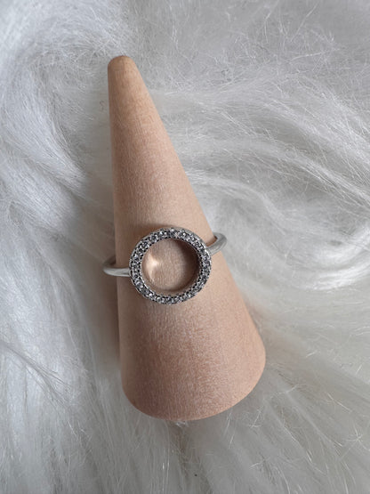 Sortija Circular con Ringstong