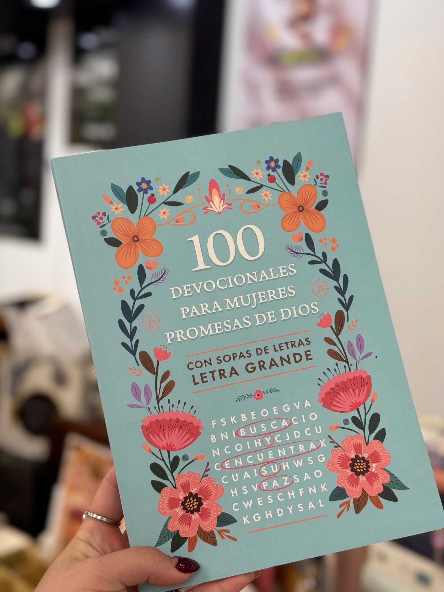 100 Devocionales con Sopas de Letras