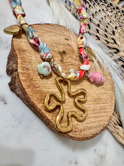 Collar pañoleta