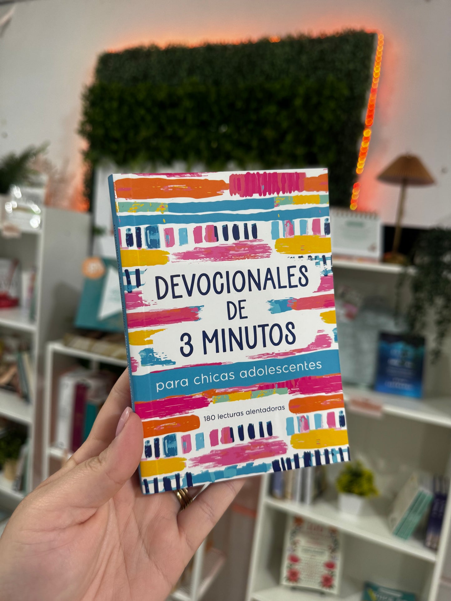 Devocionales de 3 minutos para Chicas Adolecentes